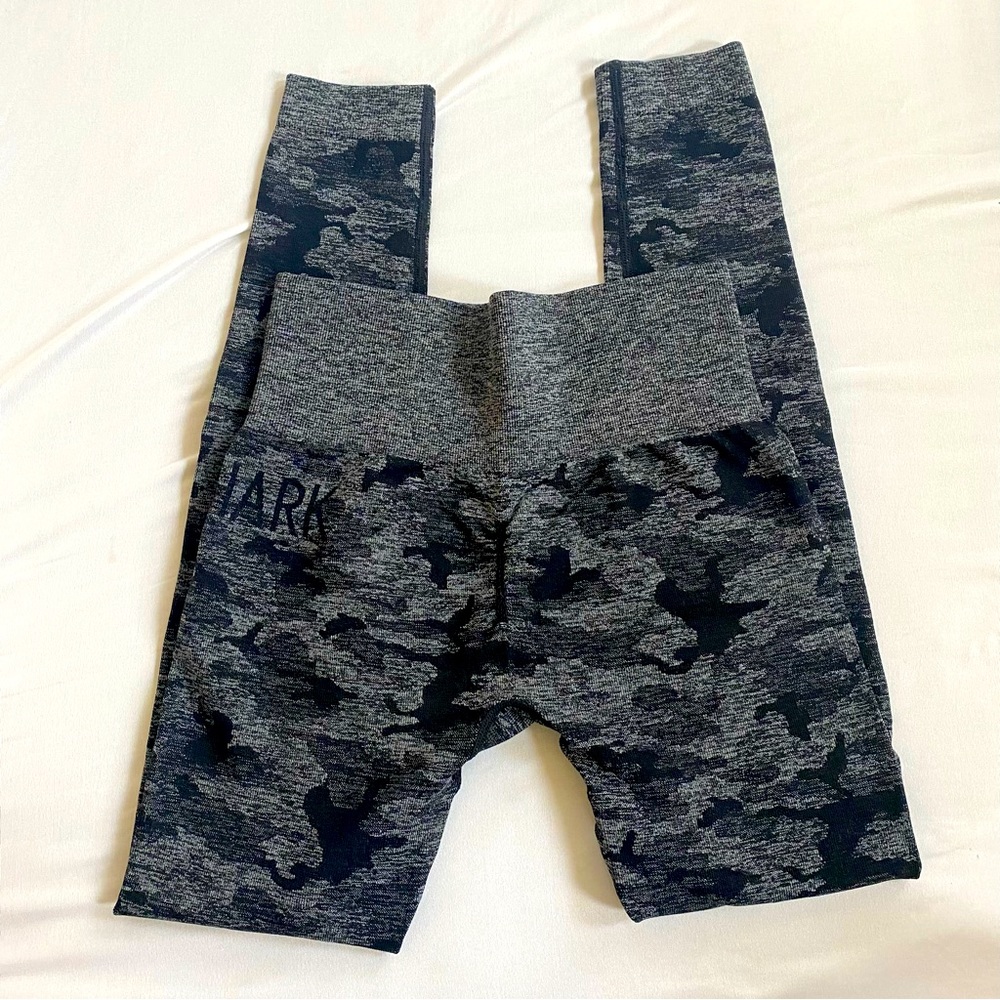 Gymshark camo Leggings